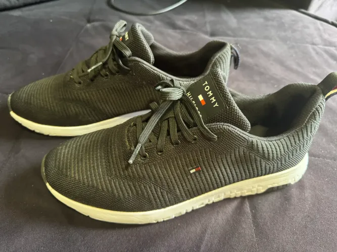 Tênis TOMMY HILFIGER
