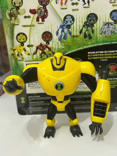 Boneco Armatu Ben 10 Ultimate Alien Bandai Original Em Perfeito Estado