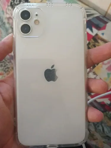 iPhone 11, 64gb, sem defeito 97% bateria 
