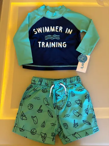 Roupa piscina Carters (nova)