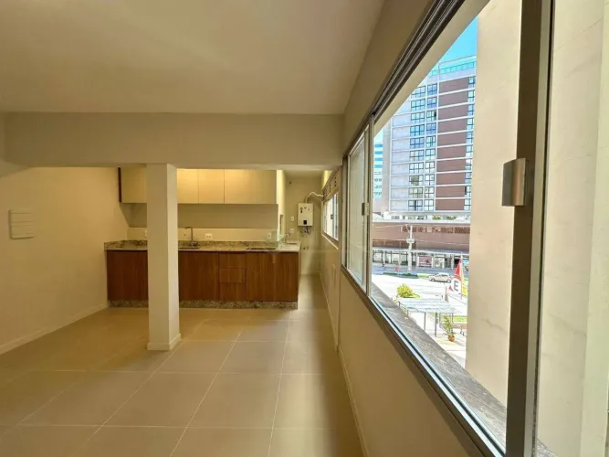 Apartamento Studio à venda no Centro de Florianópolis/SC.