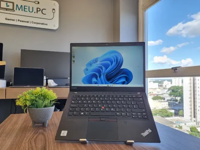 Notebook Lenovo Thinkpad T14 Gen 1 - Core i5 | 10ª geração | 512GB SSD | 16GB DDR4 | 14"