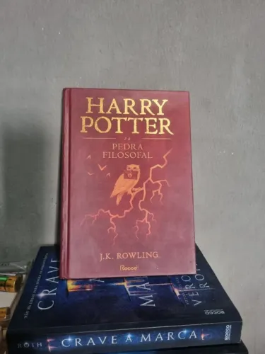Harry Potter E A Pedra Filosofal - Capa Dura