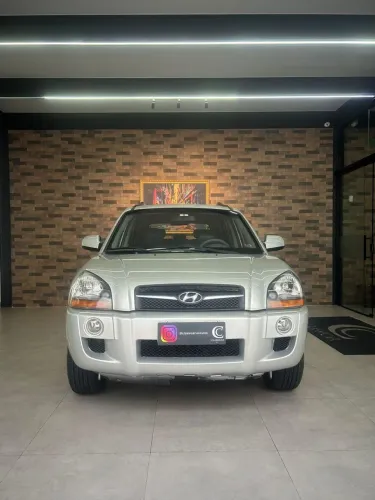 Hyundai Tucson 2.0 16V Aut. 2012