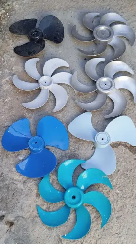 Hélice de 30 e 40 cm apenas algumas marcas 