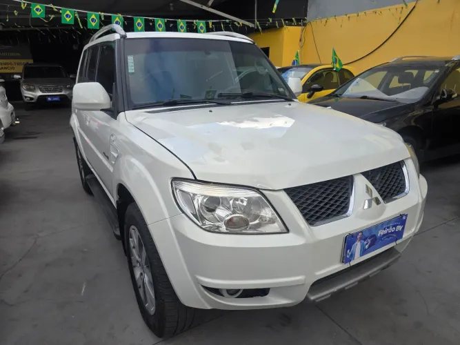 Mitsubishi Pajero TR4 2.0/ 2.0 Flex 16V 4X4 Aut. 2015