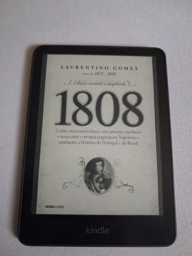 Kindle Paperwhite 12° Geração (lançado em 2024), 16gb.
