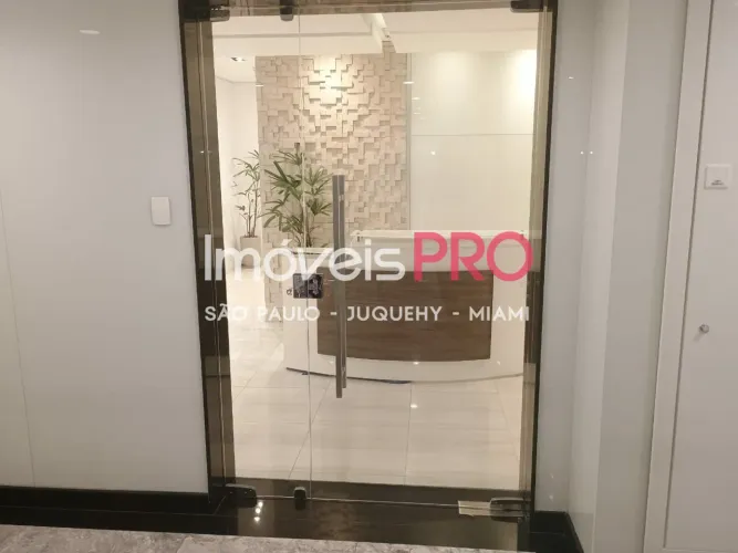 Conjunto no Brooklin com 200m² em condomínio com perfil corporativo