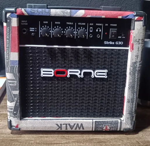 Amplificador de Guitarra Borne G30 - Estado de Novo - R$ 200