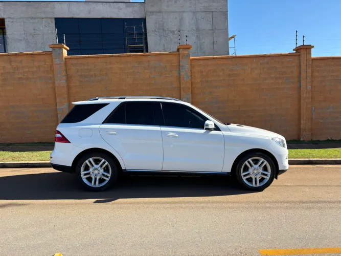 Mercedes-Benz ML-350 Sport 3.0 V6 258cv 4X4 Diesel 2015