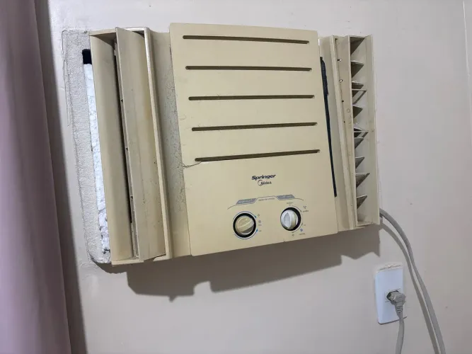 Vendo Ar Condicionado Springer Midea 10.000 btus