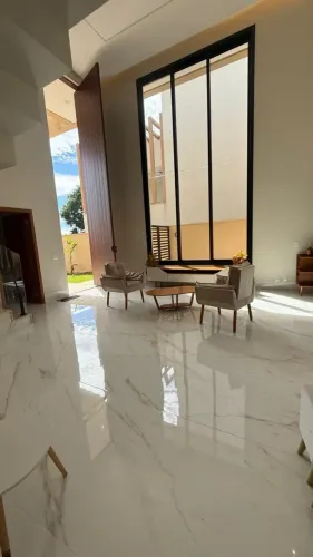 Sobrado para aluguel com 300 metros quadrados com 5 quartos