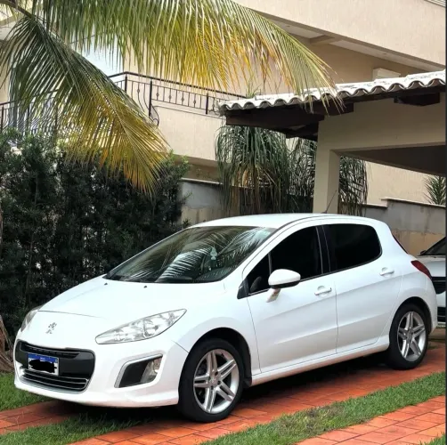 Peugeot 308 Allure 2.0 Flex 16V 5P Mec. 2013