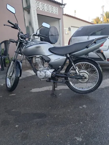 Titan 2003 KS
