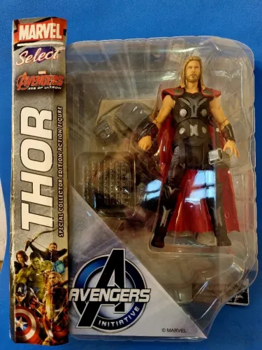 Boneco do Thor vingadores Marvel select