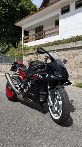 BMW S1000 RR 2024 APENAS 5.700 KM ÚNICO DONO IMPECÁVEL