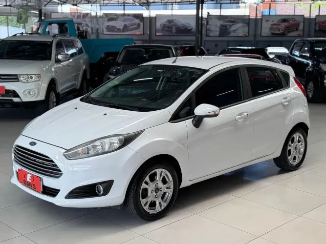 Ford Fiesta 1.6 16V Flex Aut. 5P 2016