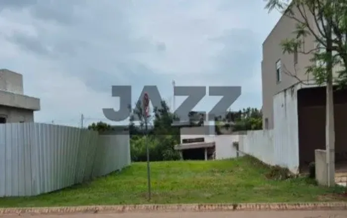Terreno à venda com 360m² e topografia plana no Condomínio Una, Itu