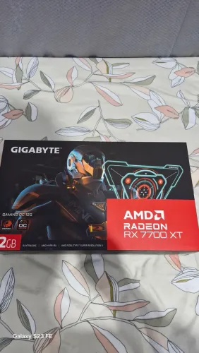 gigabyte 7700xt 12 gigas