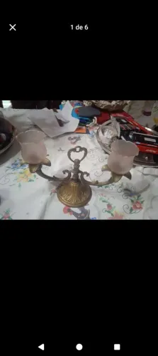 Castiçal de Bronze com cúpulas de vidro cristal fino muito antigo