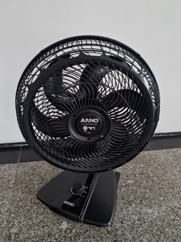 Ventilador arno 40 cm parado