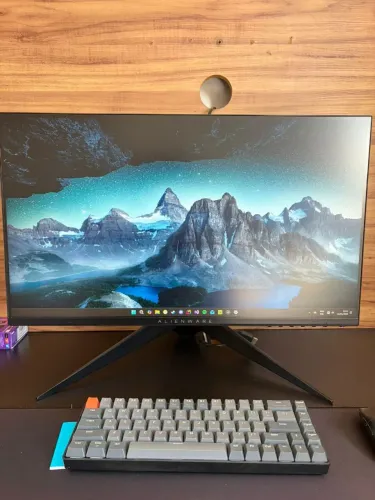 Setup Gamer Competo: Monitor + CPU + Teclado Mecânico Keychron