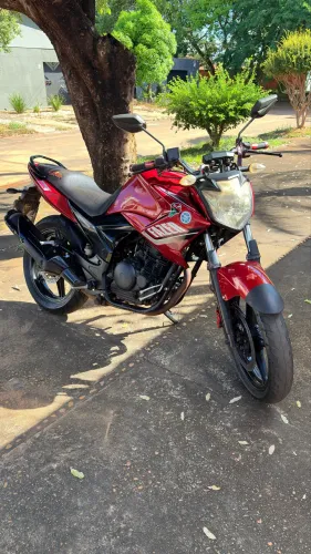 Vendo ou troco por outra moto do meu interesse.