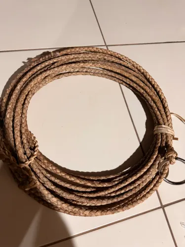 Laço de Couro 4Tentos Novo