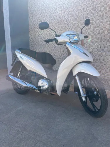 Honda Biz 125 EX 2024/2025 - Apenas 6.000 km | Estado de Zero