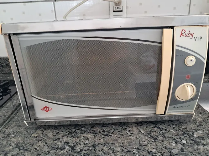Forno elétrico Layr pequeno