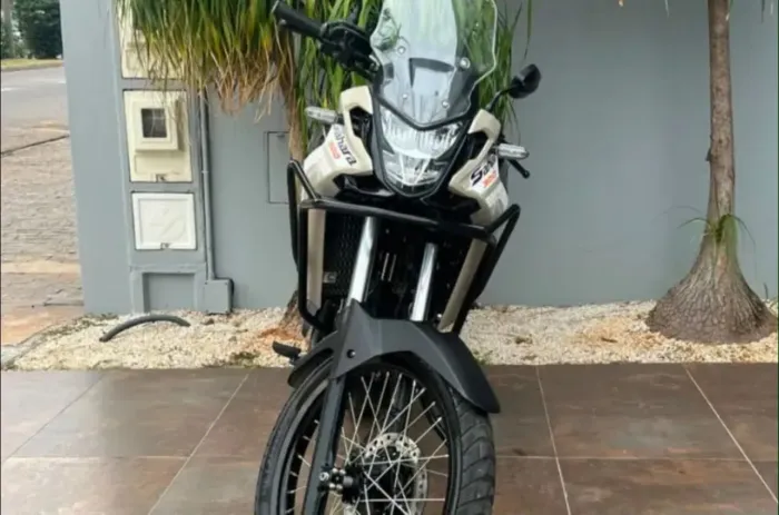 HONDA XRE 300 SAHARA ADVENTURE 2025/2026