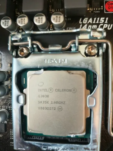 Processador Intel Celeron G3930 