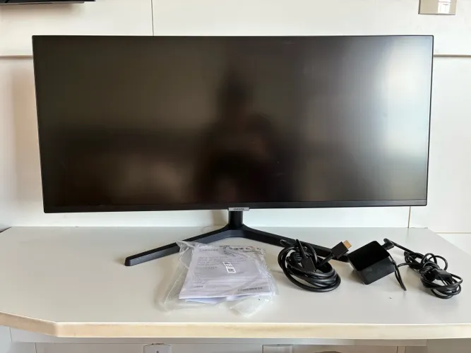 Monitor Samsung ViewFinity S5 34? UltraWide WQHD - Seminovo, impecável!