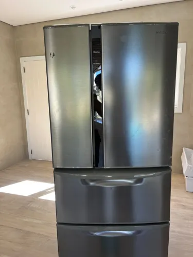 Geladeira Panassonic