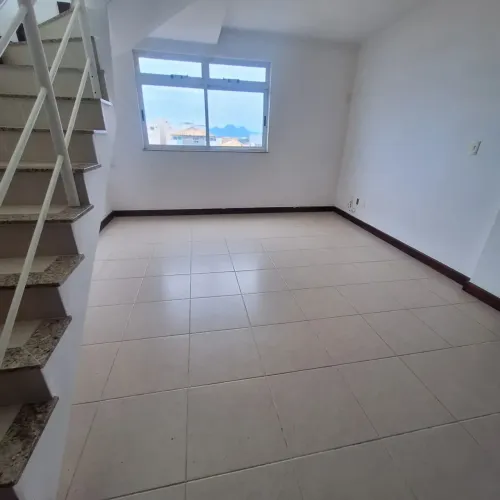 Vendo Cobertura de 200m2 no Bairro São Marcos em Macaé Oportunidade de bom preço e bom neg
