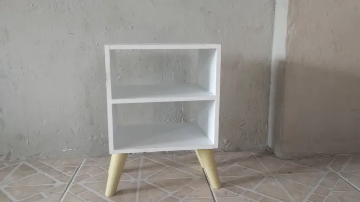 Mesa de cabeceira