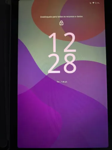 Tablet Lenovo em excelente estado - Funcionando perfeitamente com pouco tempo de uso.