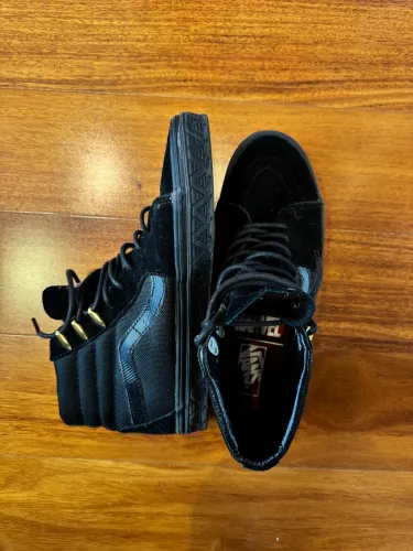 Tênis Vans x Marvel Sk8 Hi Pantera Negra (preto)