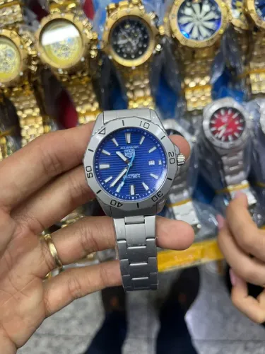 Relógio Estilo Aquaracer com Fundo de Vidro - Elegante e Funcional