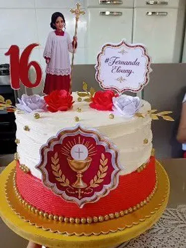 Bolos personalizados pra deixar sua festa mas linda 
