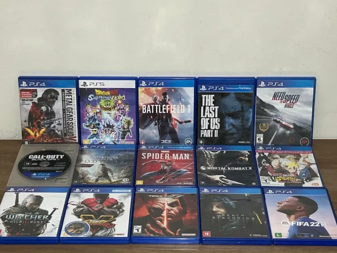 Vendo Jogos de Playstation 4 /5