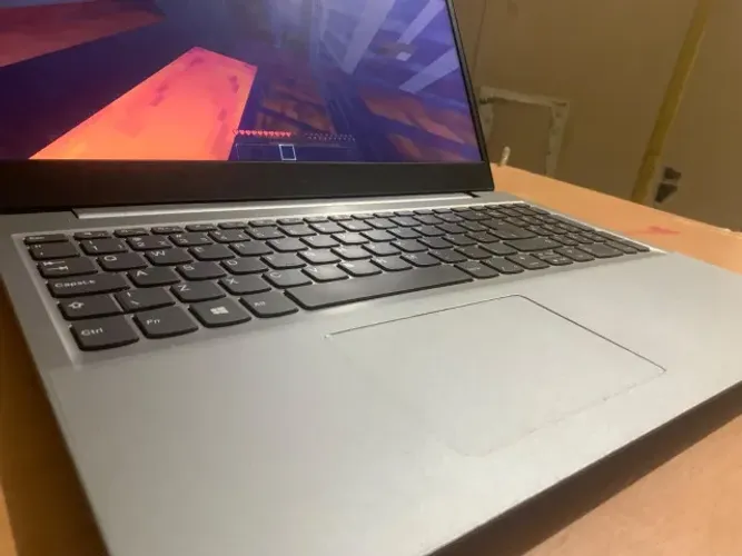 Notebook Lenovo i5 de 7° seminovo