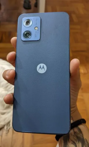 Vende-se celular Motorola 