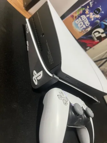 PS5 Slim pouco tempo de uso