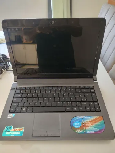 Vendo notebook usado, precisa trocar a bateria está funcionando normalmente 