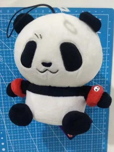 Pelucia Original Panda Jujutsu Kaisen Furyu 16cm