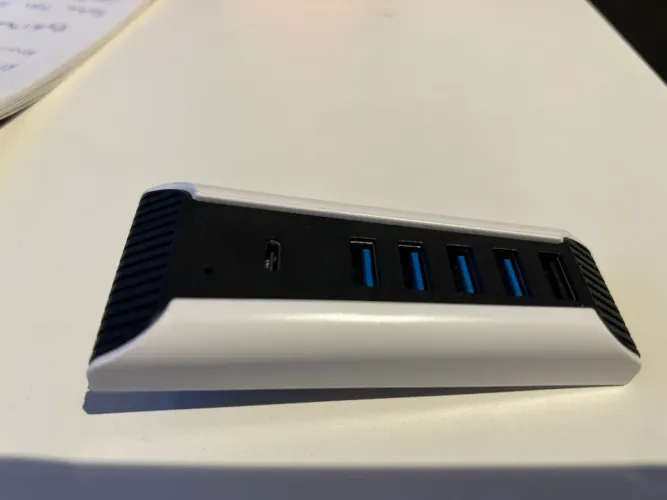Hub PS5 fat