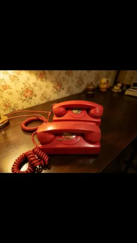 2 telefone para decoração vintage