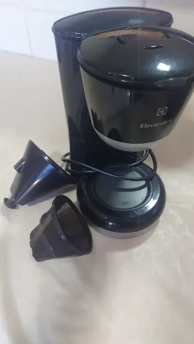 Cafeteira Electrolux 12 xícaras Funcionando - SEM JARRA
