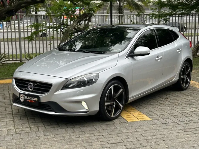 Volvo V40 2.0 Turbo 2016